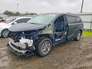 Toyota Sienna 2.5L 4 2022