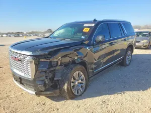 GMC Yukon DENALI 6.2L 8 2022