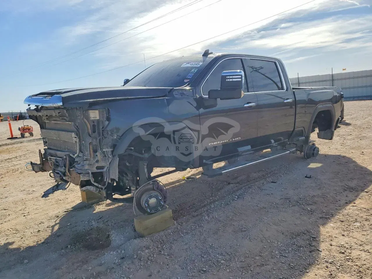 GMC Sierra K2500 DENALI 6.6L 8 2020