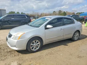 Nissan Sentra 2.0L 4 2012