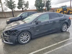 Ford Fusion TITANIUM PHEV 2.0L 4 2017