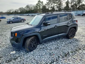 Jeep Renegade LATITUDE 2.4L 4 2017