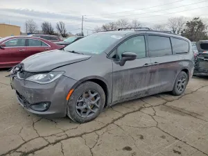 Chrysler Pacifica TOURING L PLUS 3.6L 6 2018