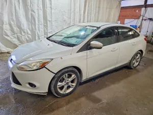 Ford Focus SE 2.0L 4 2014