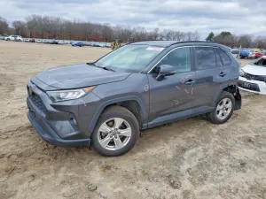 Toyota Rav4 XLE 2.5L 4 2019