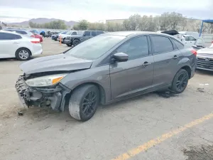 Ford Focus SE 2.0L 4 2015