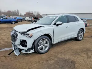 Audi Q3 PREMIUM S LINE 45 2.0L 4 2024