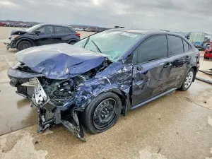 Toyota Corolla LE 2.0L 4 2026
