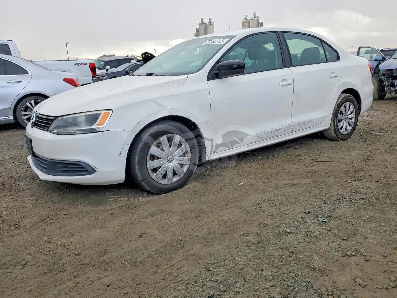 Volkswagen Jetta BASE 2.0L 4 2013