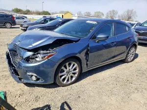 Mazda 3 2.5L 4 2015