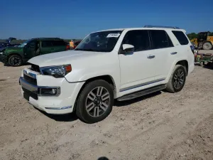 Toyota 4Runner SR5 4.0L 6 2015