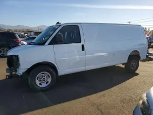 GMC Savana 4.3L 6 2025