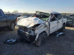 Toyota Tacoma DOUBLE CAB 3.5L 6 2023