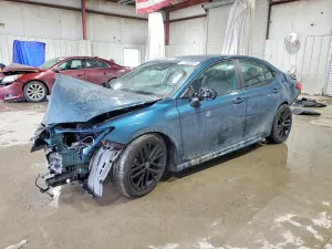 Toyota Camry XSE 2.5L 4 2025
