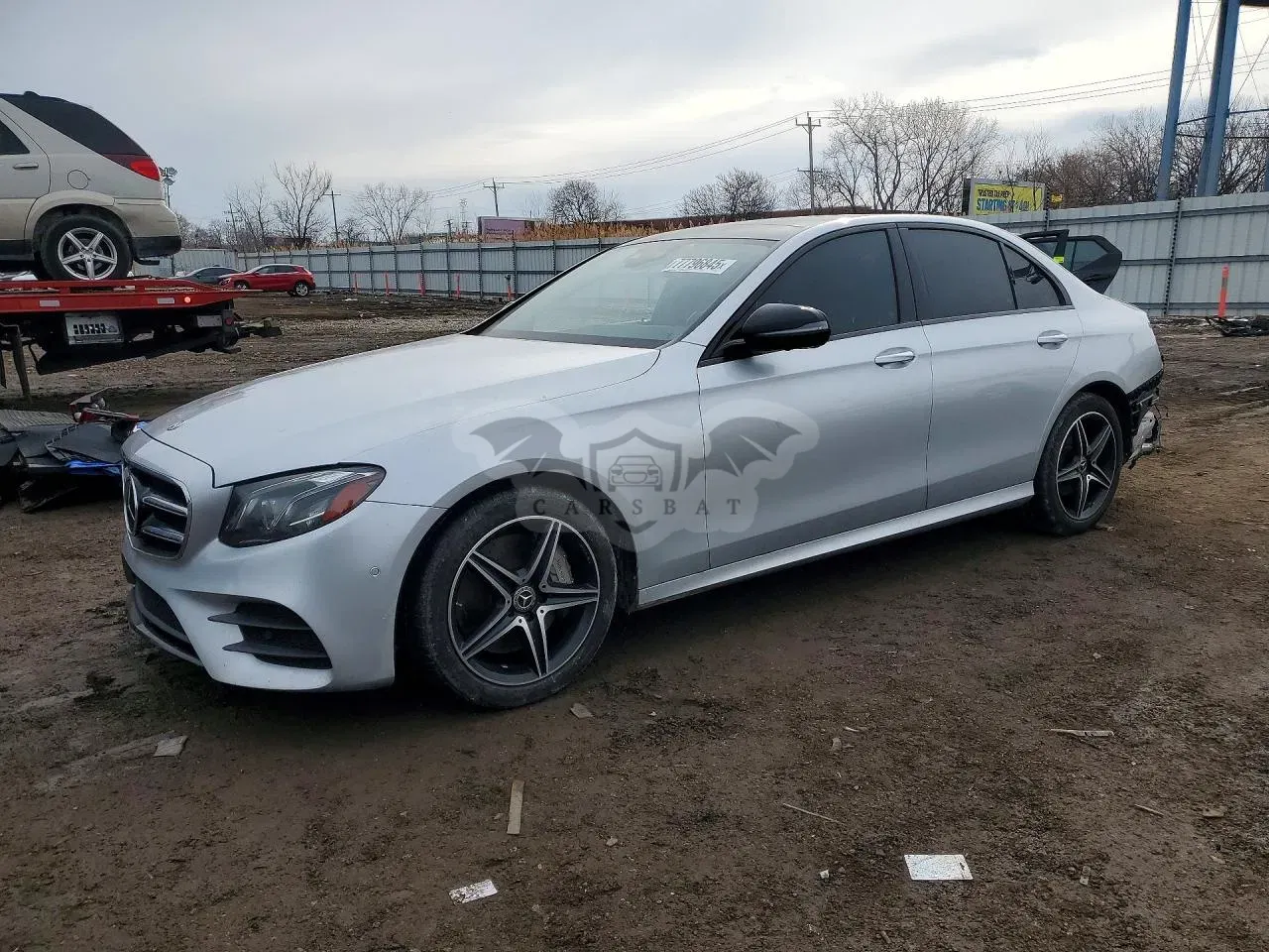 Mercedes-Benz E 300 4MATIC 2.0L 4 2019