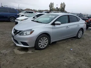 Nissan Sentra S 1.8L 4 2016