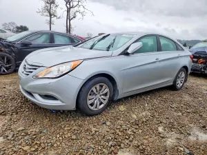 Hyundai Sonata GLS 2.4L 4 2013