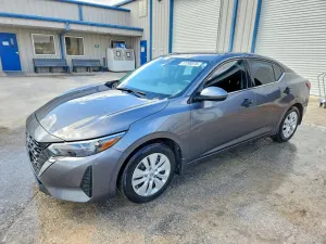 Nissan Sentra 2.0L 4 2025