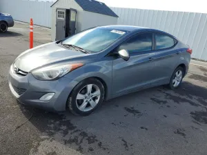 Hyundai Elantra GLS 1.8L 4 2013