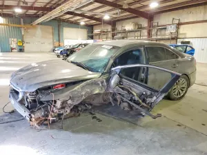 Ford Taurus LIMITED 3.5L 6 2014