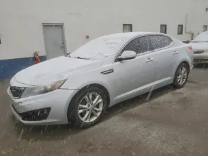 Kia Optima LX 2.4L 4 2013