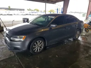 Volkswagen Jetta SE 1.8L 4 2014