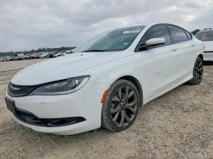 Chrysler 200 S 2.4L 4 2015