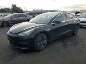 Tesla Model 3 2018