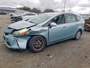 Toyota Prius 1.8L 4 2013
