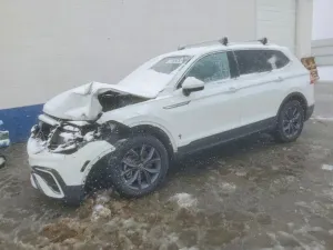 Volkswagen Tiguan 2.0L 4 2024