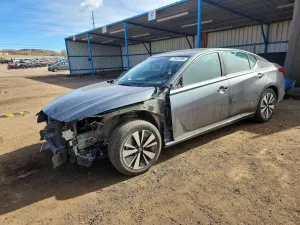 Nissan Altima SV 2.5L 4 2022