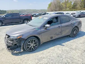 Toyota Camry 2.5L 4 2023