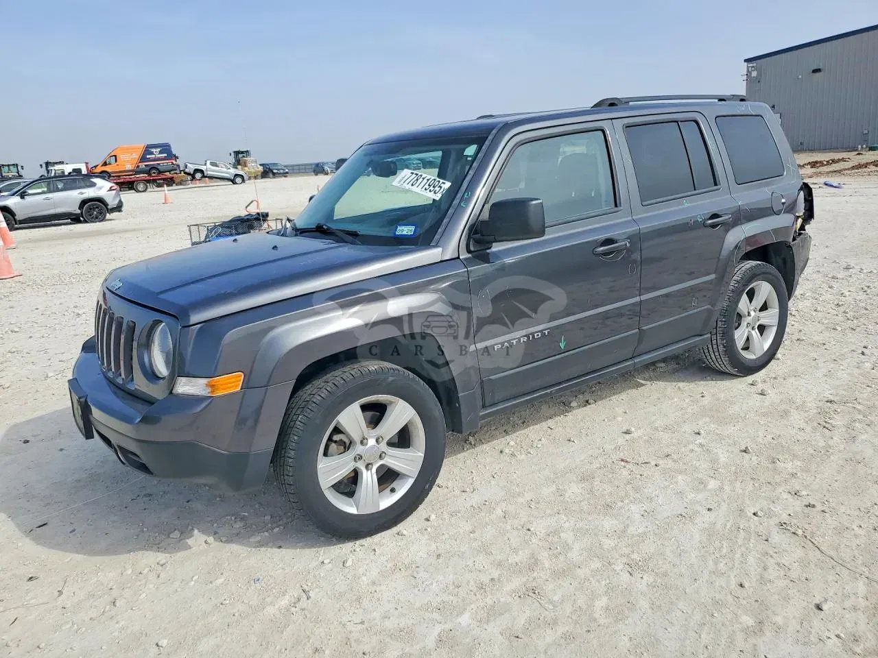 Jeep Patriot LATITUDE 2.0L 4 2017