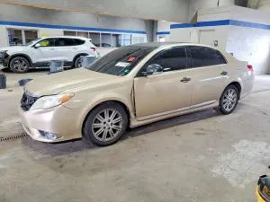 Toyota Avalon BASE 3.5L 6 2011