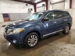 Nissan Pathfinder S 3.5L 6 2015