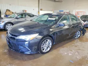 Toyota Camry LE 2.5L 4 2015