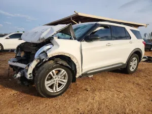 Ford Explorer XLT 2.3L 4 2021