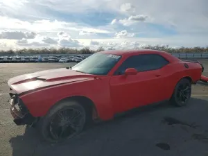 Dodge Challenger 3.6L 6 2016