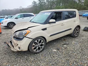 Kia Soul + 2.0L 4 2013