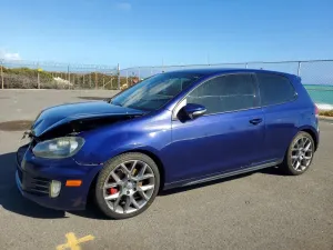 Volkswagen Golf 2.0L 4 2013