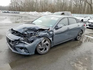 Hyundai Elantra SEL 2.0L 4 2024