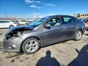 Ford Focus SE 2.0L 4 2014
