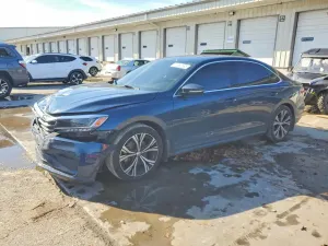 Volkswagen Passat SE 2.0L 4 2021
