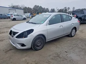 Nissan Versa 1.6L 4 2015