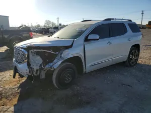 GMC Acadia 3.6L 6 2017