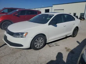 Volkswagen Jetta 2.0L 4 2013