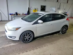Ford Focus SEL 2.0L 4 2017