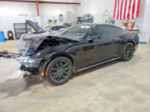 Ford Mustang 2.3L 4 2024