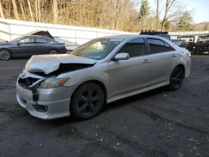 Toyota Camry BASE 2.5L 4 2011