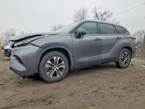 Toyota Highlander XLE 3.5L 6 2021
